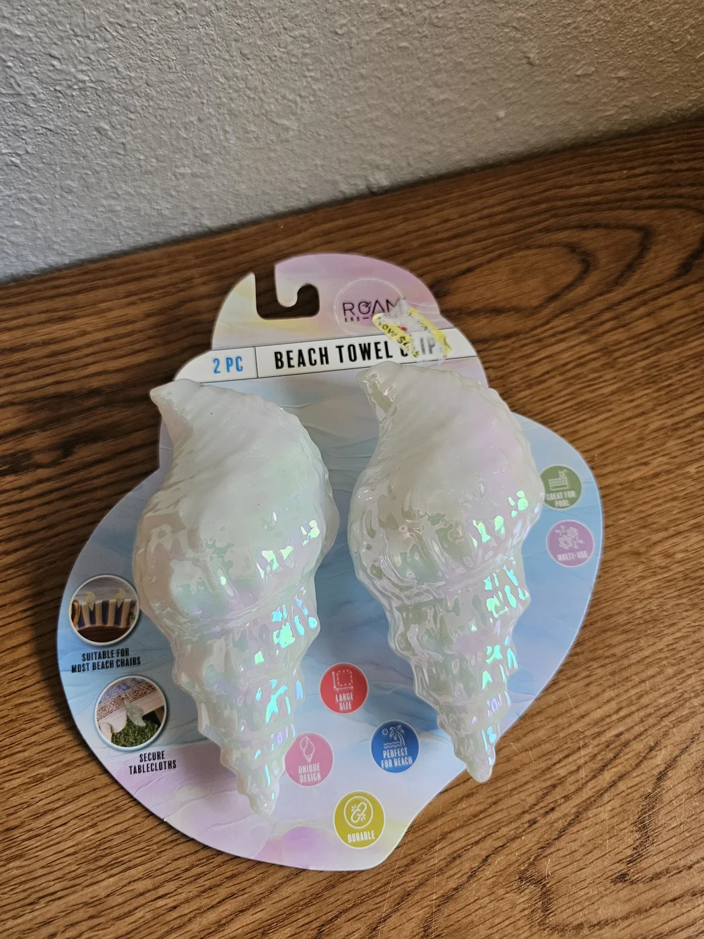 4/$10 Shell Beach Towel Clips Set Of 2 Iridescent White NEW